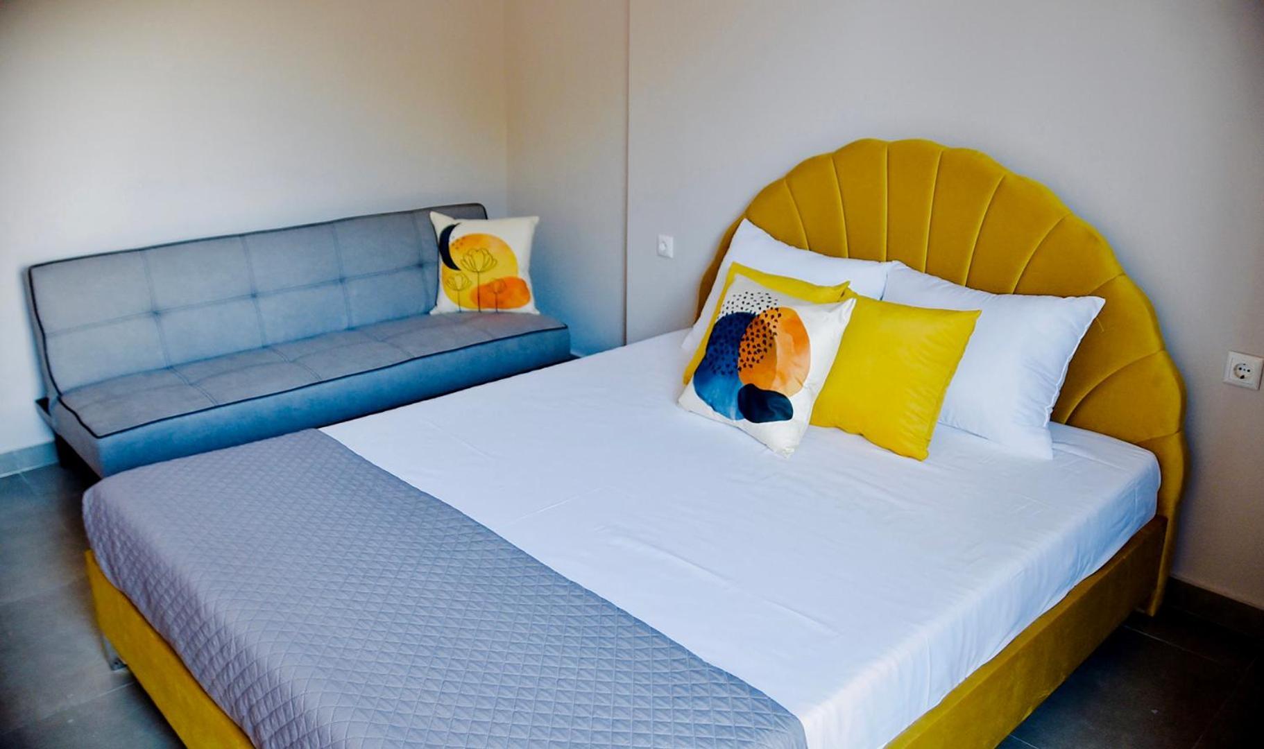 Room Nine 9 Beachfront Apartments Nea Kallikrateia Exteriör bild