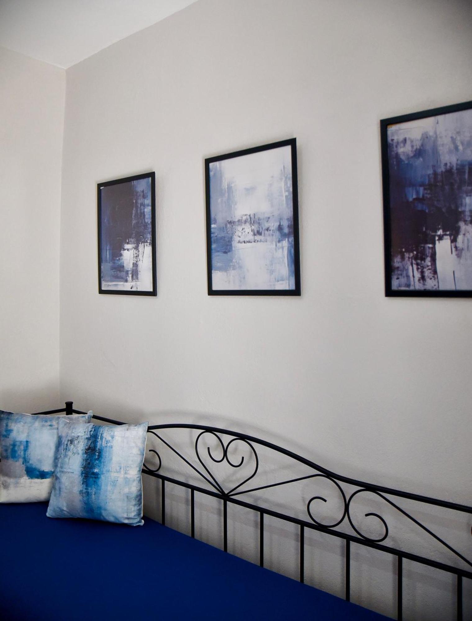 Room Nine 9 Beachfront Apartments Nea Kallikrateia Exteriör bild
