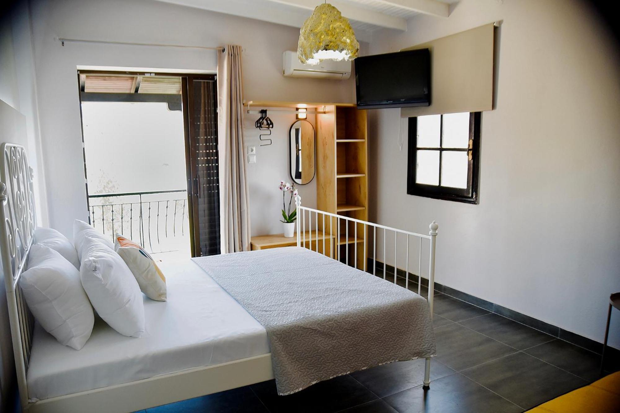 Room Nine 9 Beachfront Apartments Nea Kallikrateia Exteriör bild