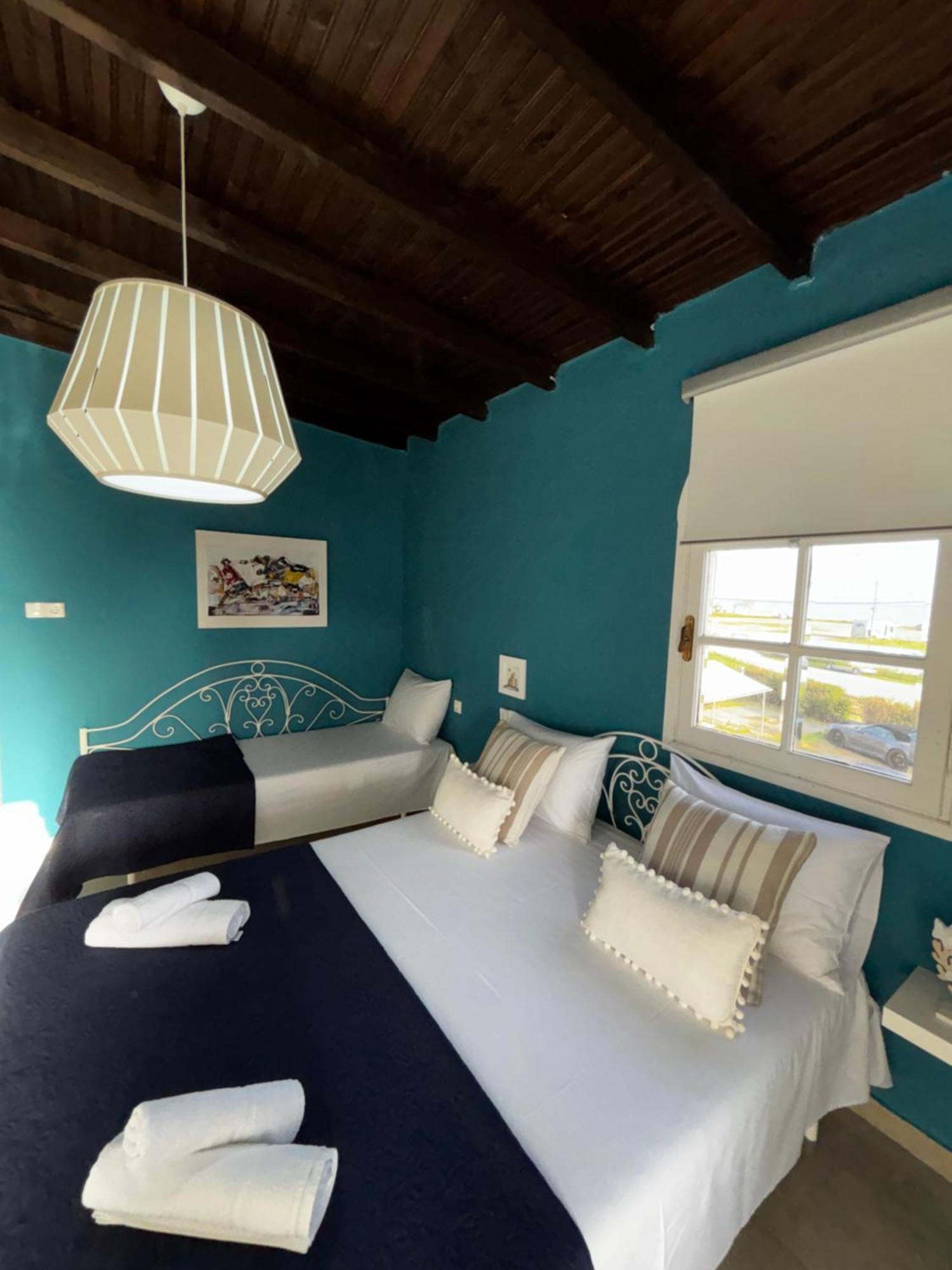 Room Nine 9 Beachfront Apartments Nea Kallikrateia Exteriör bild